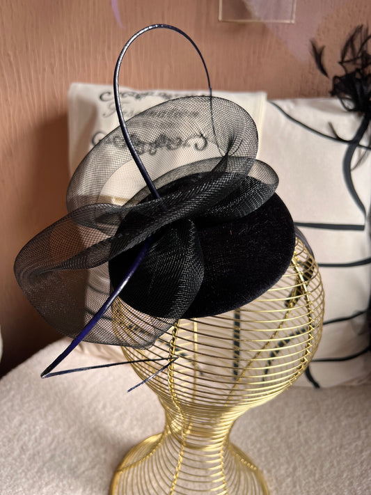 Black velvet hatinator