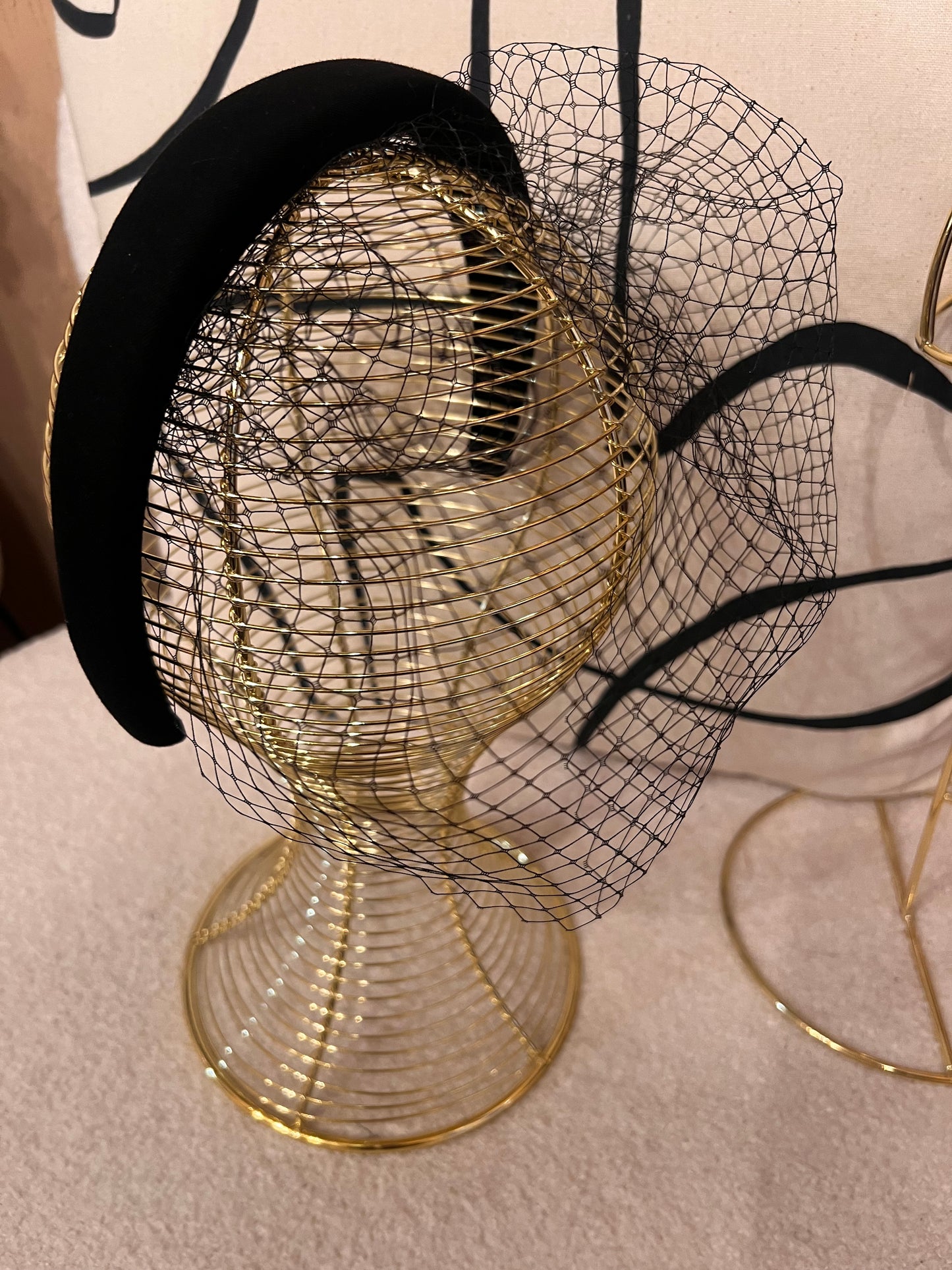 Black classic netted headband