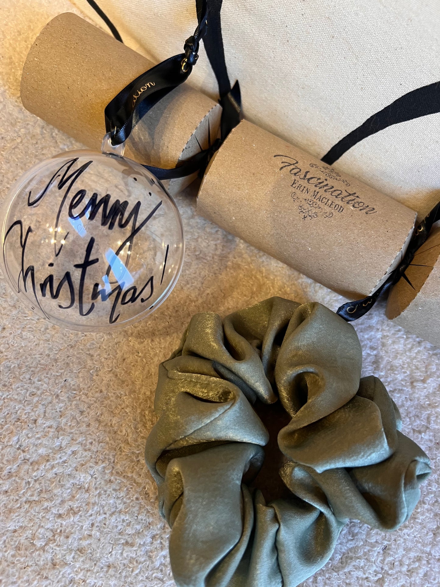 Scrunchie Crackers & Baubles!