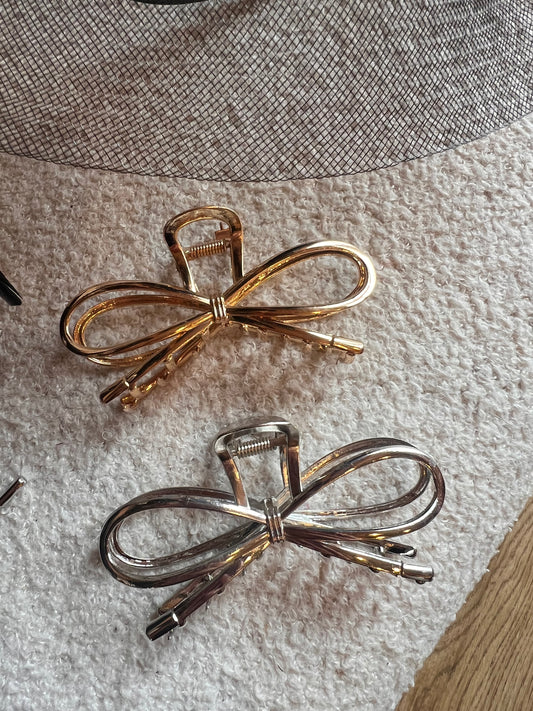 Gold or Silver Ribbon Claw Clip