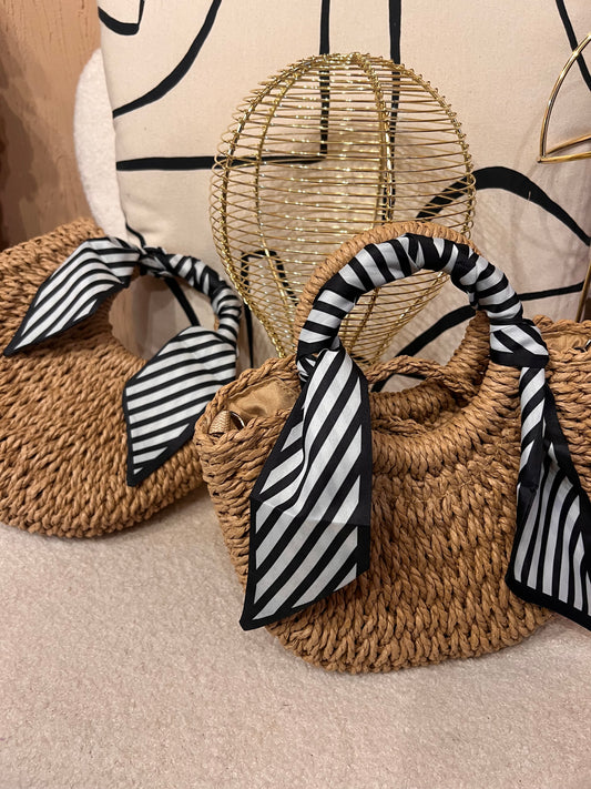 Small beach bag with Fascination Scarf detail