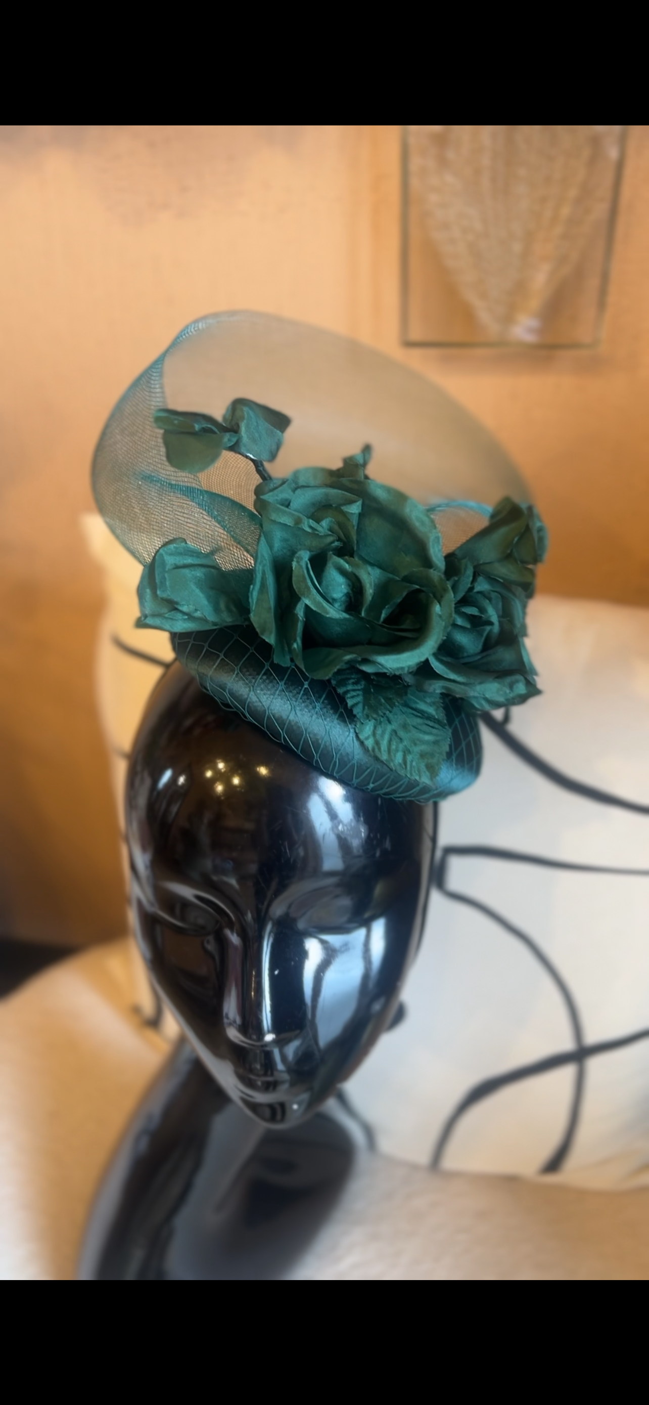 Bottle green rose pillbox