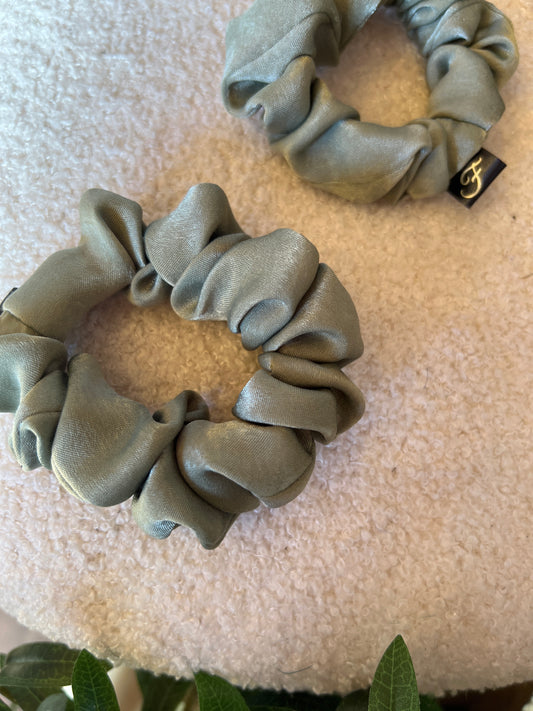 Skinny Sage Scrunchie