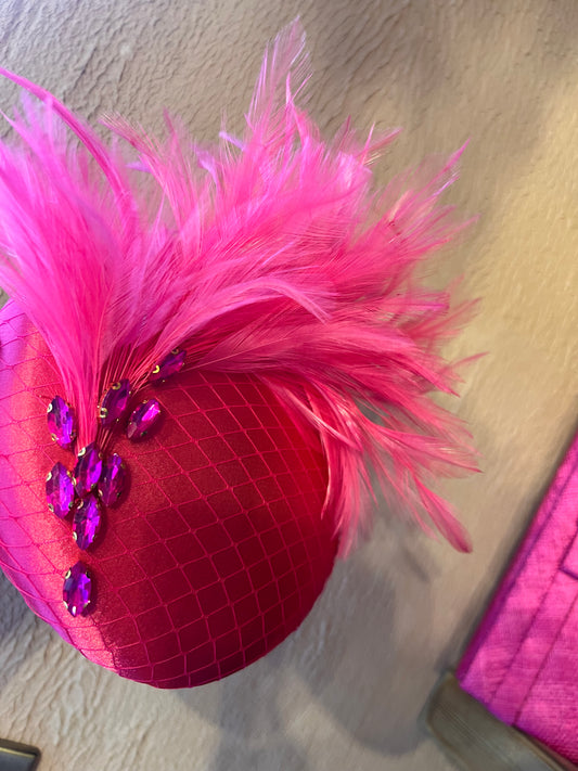Hot pink feather hatinator