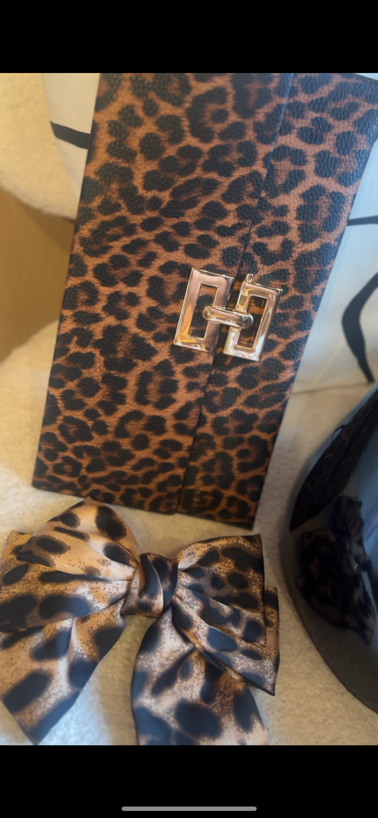 Leopard bow & bag set