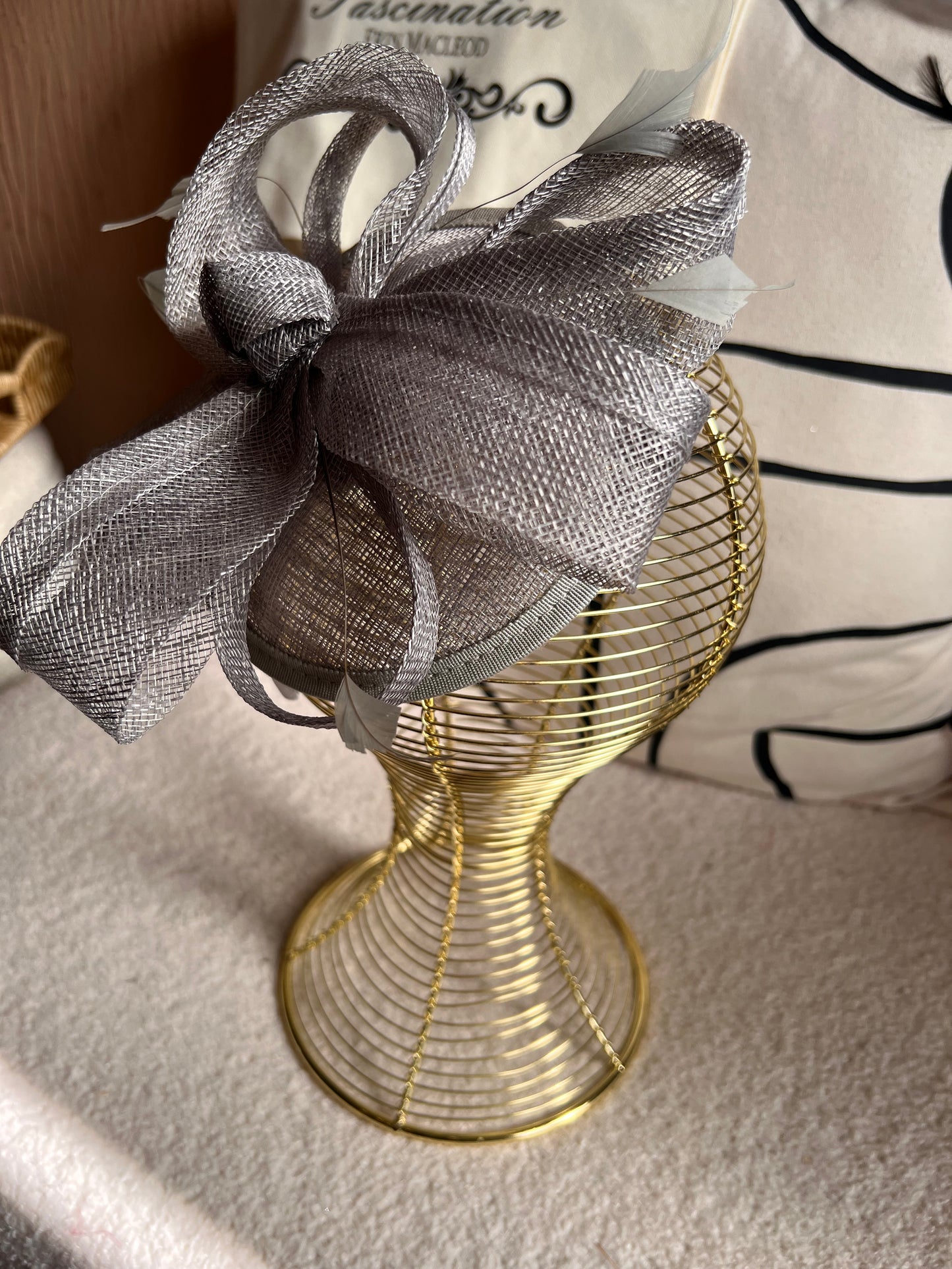 Silver bow fascinator