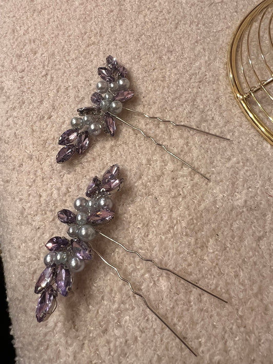 Lilac crystal hair pin