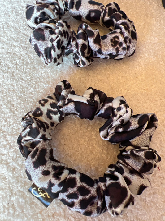 Skinny Brown Leopard scrunchie